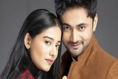 Social media: Amrita Rao told how husband Anmol proposed on live radio shared video on Instagram