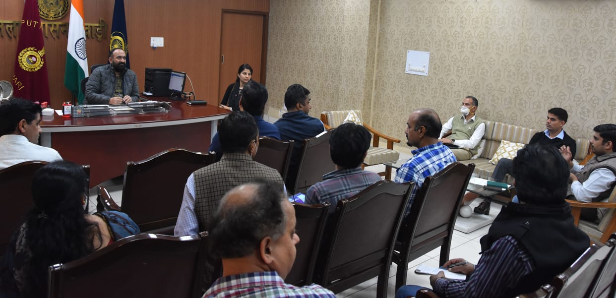 Prepare the schedule of the Head of the Department and get the Amrit Mohtsav program of freedom done: DC