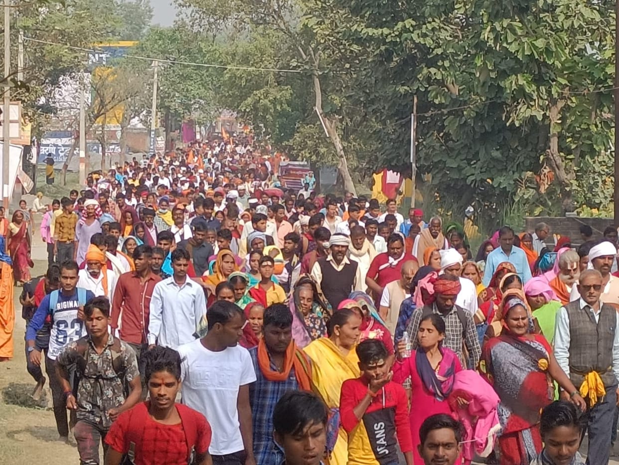 Lakhs of steps have risen on the path of faith: Lakhs of devotees reach Ayodhya for 14 Kosi Parikrama