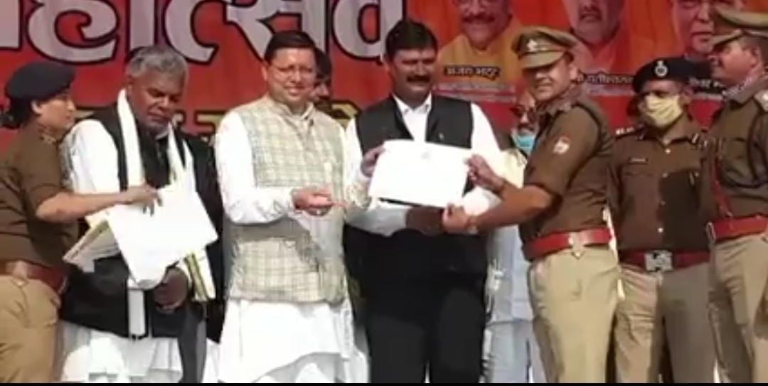 Policeman Felicitated at Haldwani