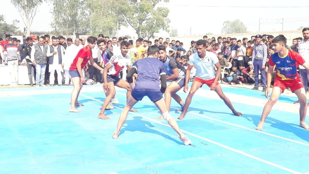 Players showed their strength in kabaddi, volleyball on the first day