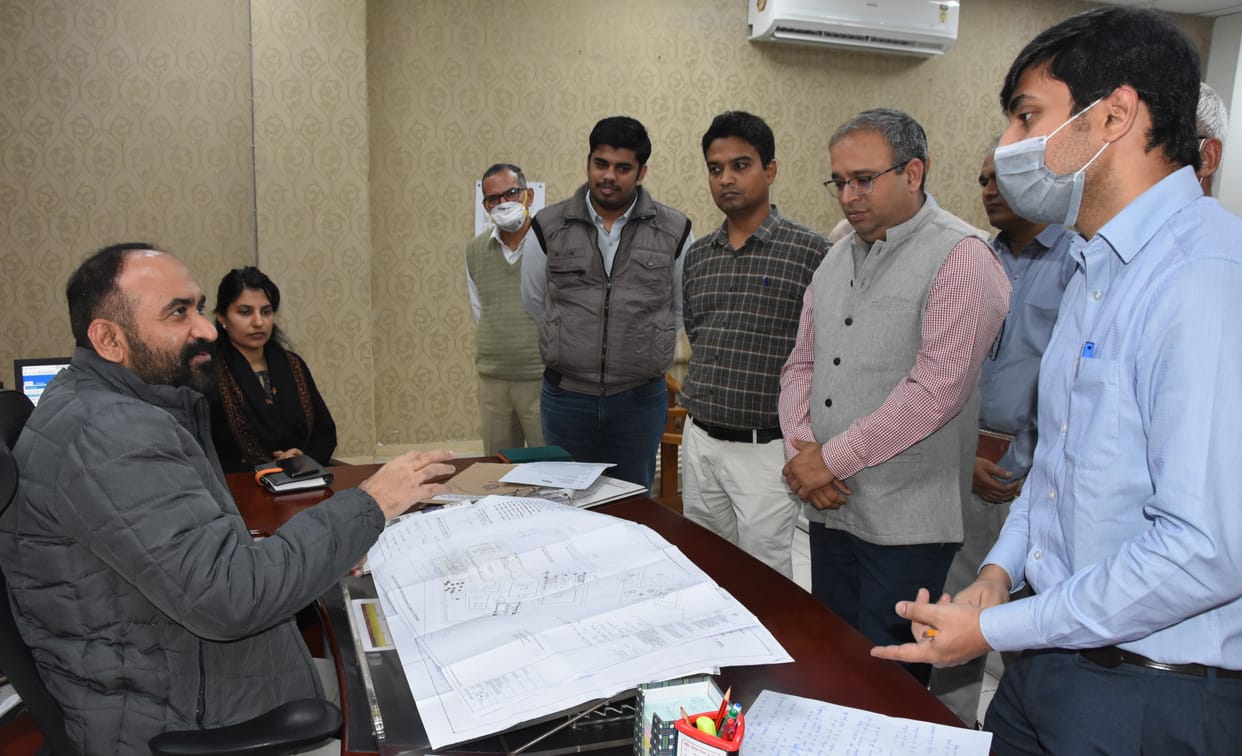 The Deputy Commissioner held discussions with the officials regarding the expansion of the mini secretariat