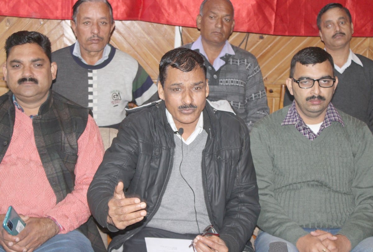 Himachal Pradesh bijli board karamchari to gherao vidhan sabha on 11 December