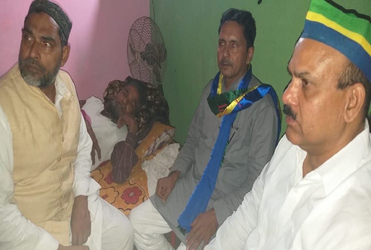 Muslim Man Suicide In Police Station Political Parties Reached At Home
