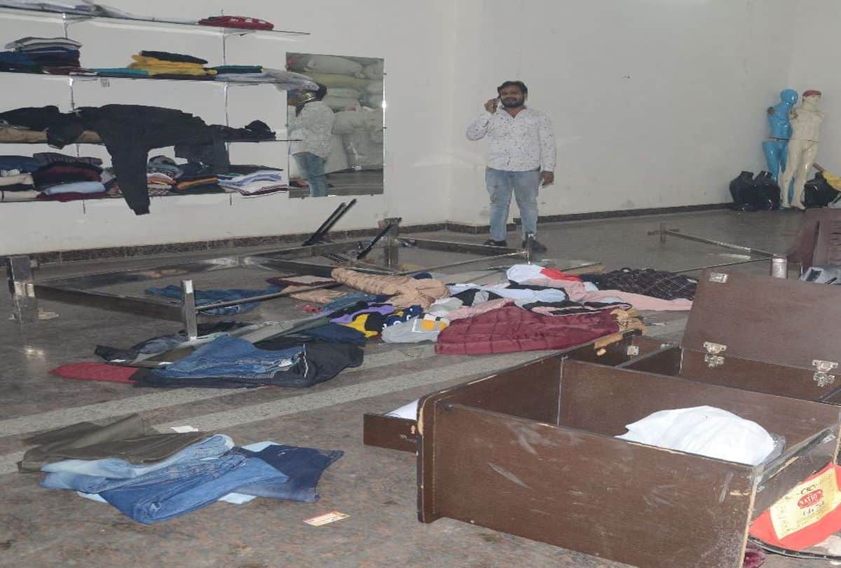 sabotaged shops after the death of girl in agra