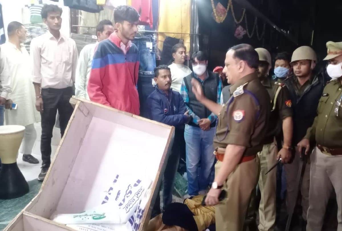 sabotaged shops after the death of girl in agra