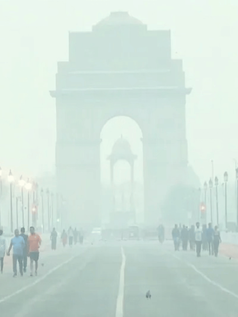 Delhi Air Pollution: Delhi's air quality still in very poor category, average AQI 301