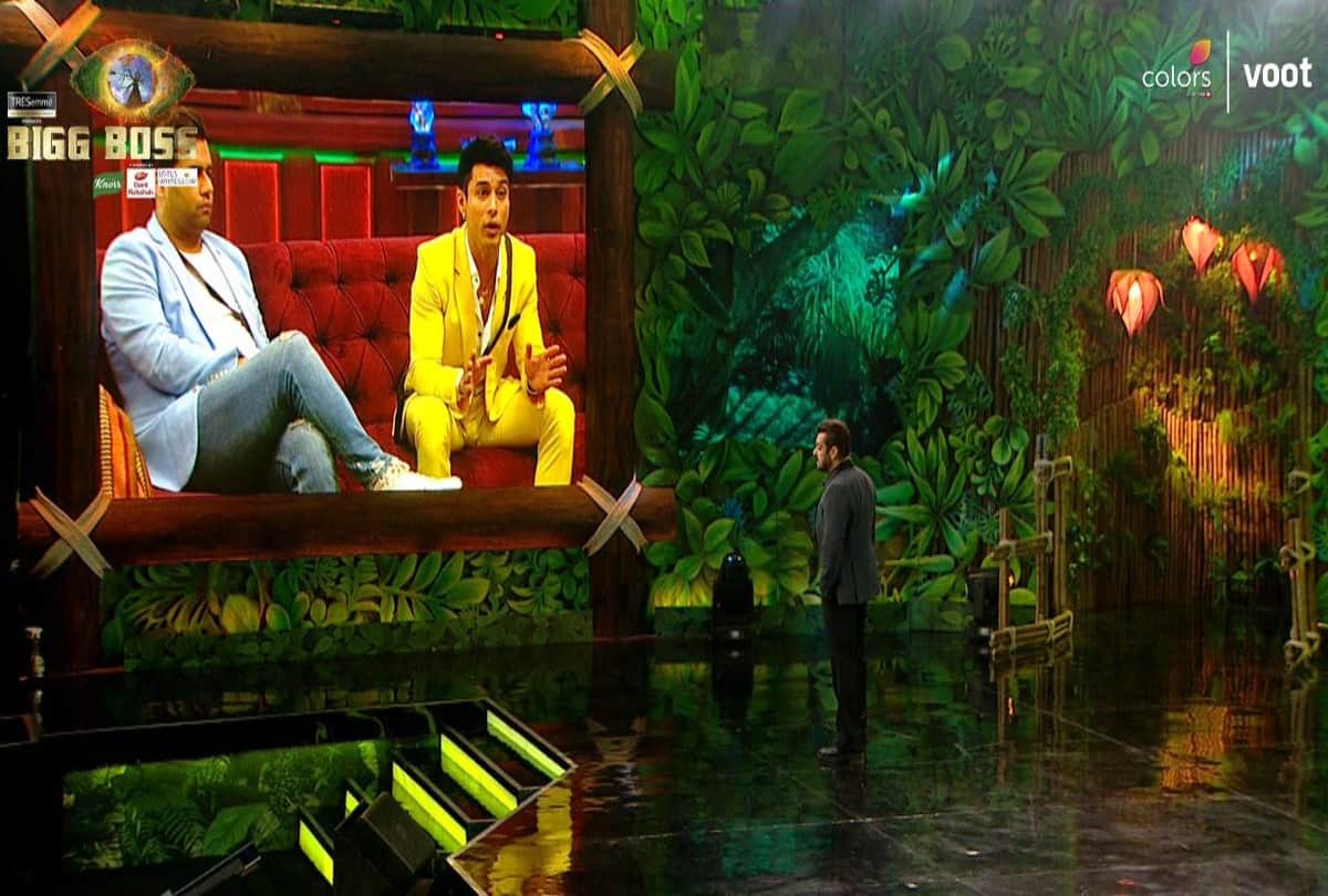 Bigg Boss 15: Salman Khan reprimands Prateek Sahajpal for making fun of Rajiv adatia saying You used to beg...