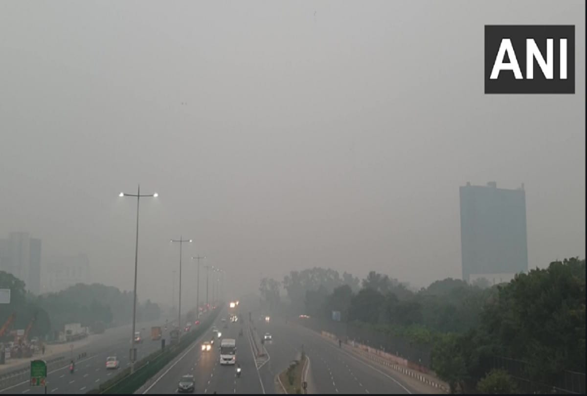 Delhi ncr Aqi Delhi s air reaches very poor category know AQI of NCR