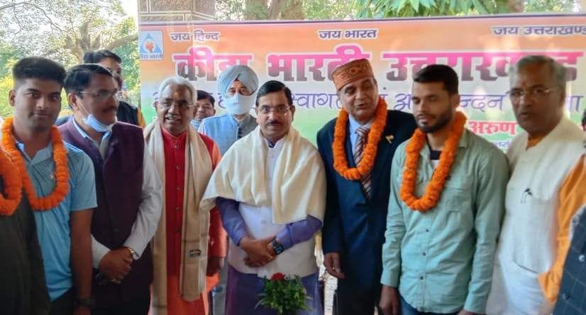 Government's responsibility to promote sports: Joshi