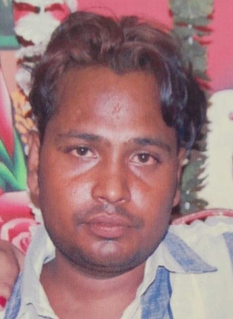Hathras: After killing the young man, the dead body was thrown behind the market.