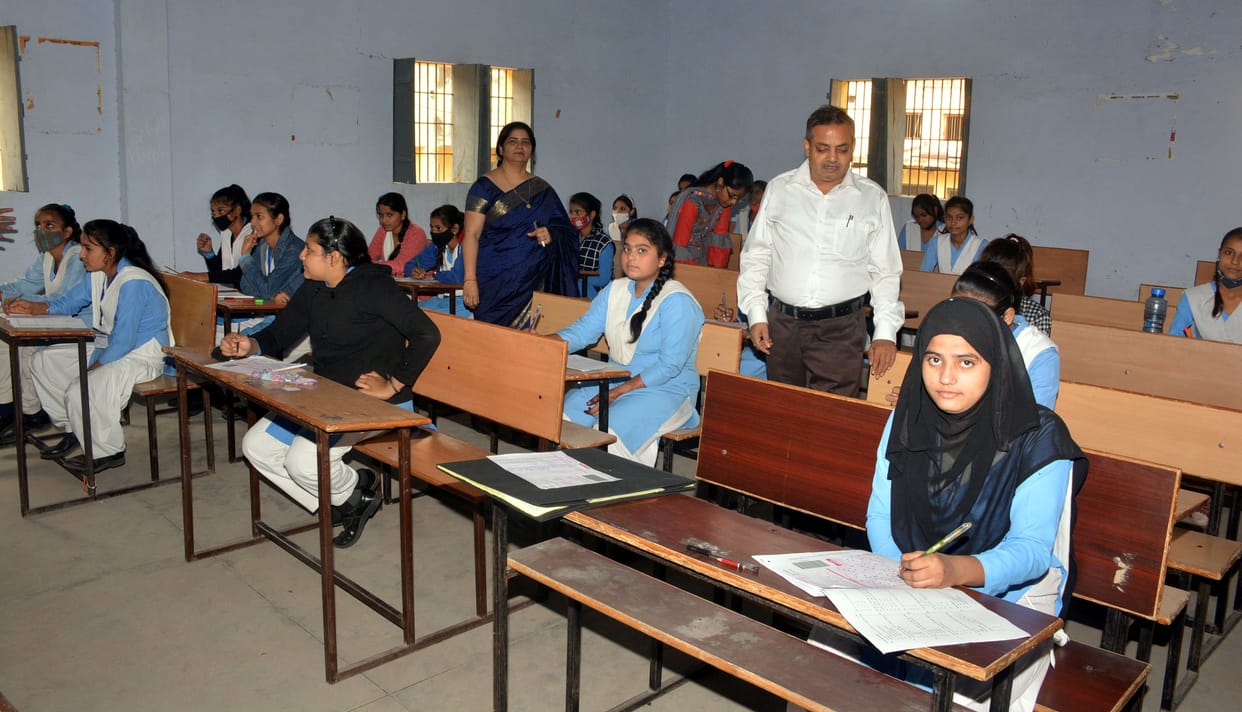6022 students gave the National Achievement Exam in the district