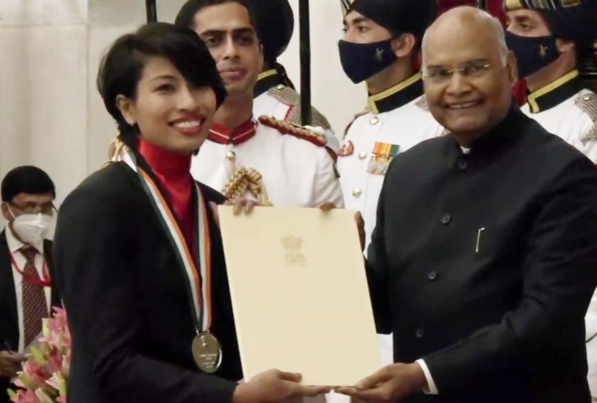 Major Dhyan Chand Khel Ratna Award: Players honored in photos: Many players including Mithali-Dhawan were seen in this style, President honored them