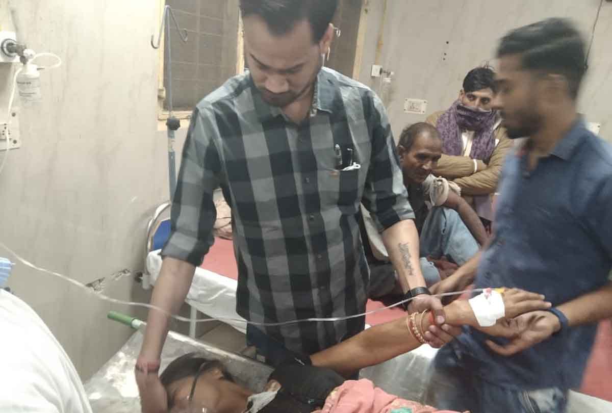 Farrukhabad: woman get shot in firing, dispute arose over asking for borrowed money