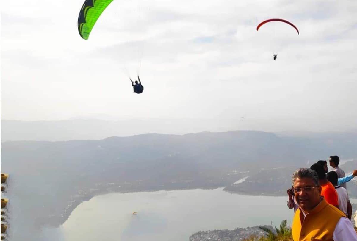 Bandla dhar Acro Paragliding Site In Bilaspur listed in world top three scenic Paragliding Sites