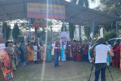 UP Assembly Election 2022 Satta Ka Sangram in Rampur aadhi abadi ki baat Live Debate Discussion with Amar Ujala