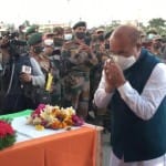 मणिपुर हमले में शहीद हुए जवानों को श्रद्धांजलि।