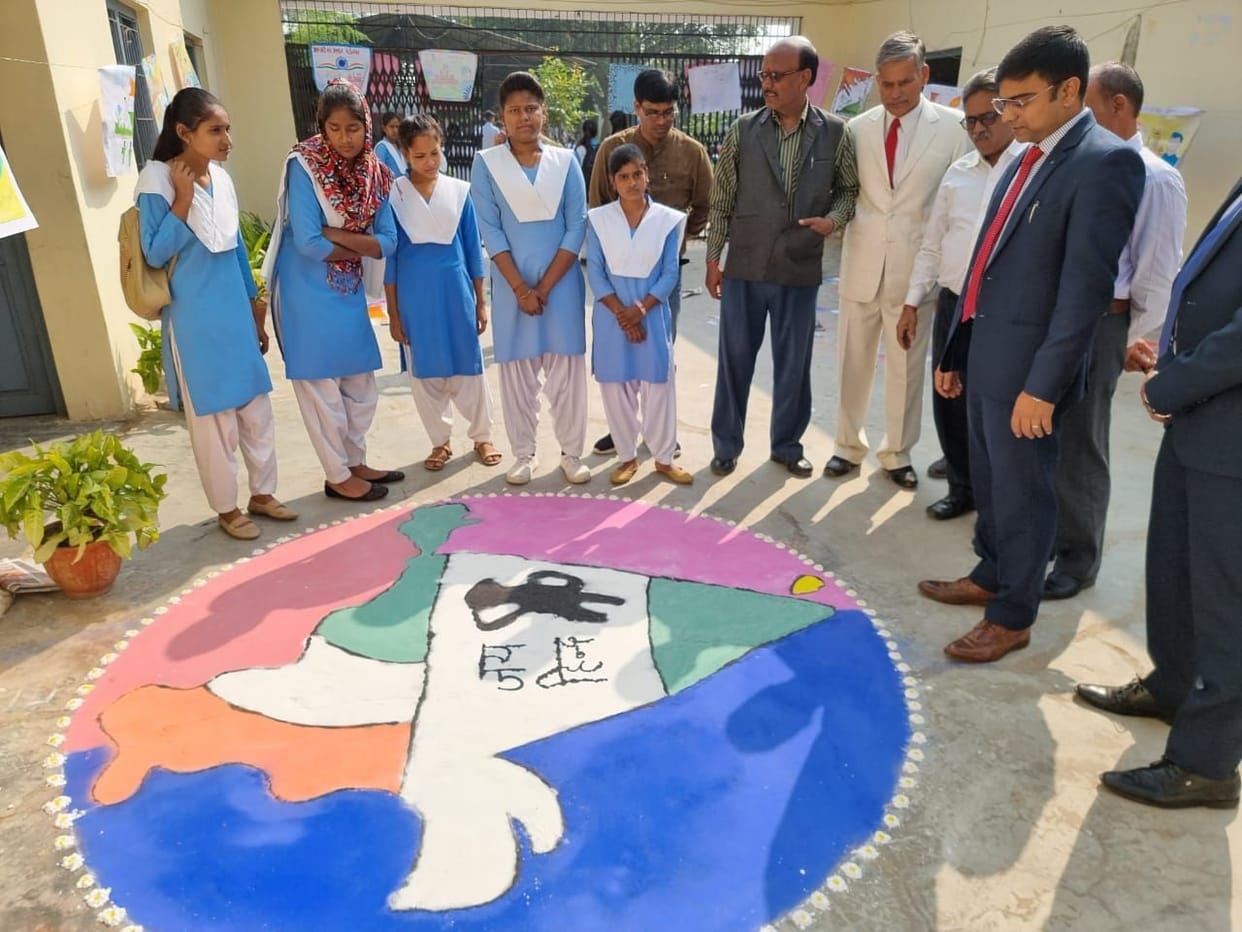 Chacha Nehru's birth anniversary celebrated with pomp