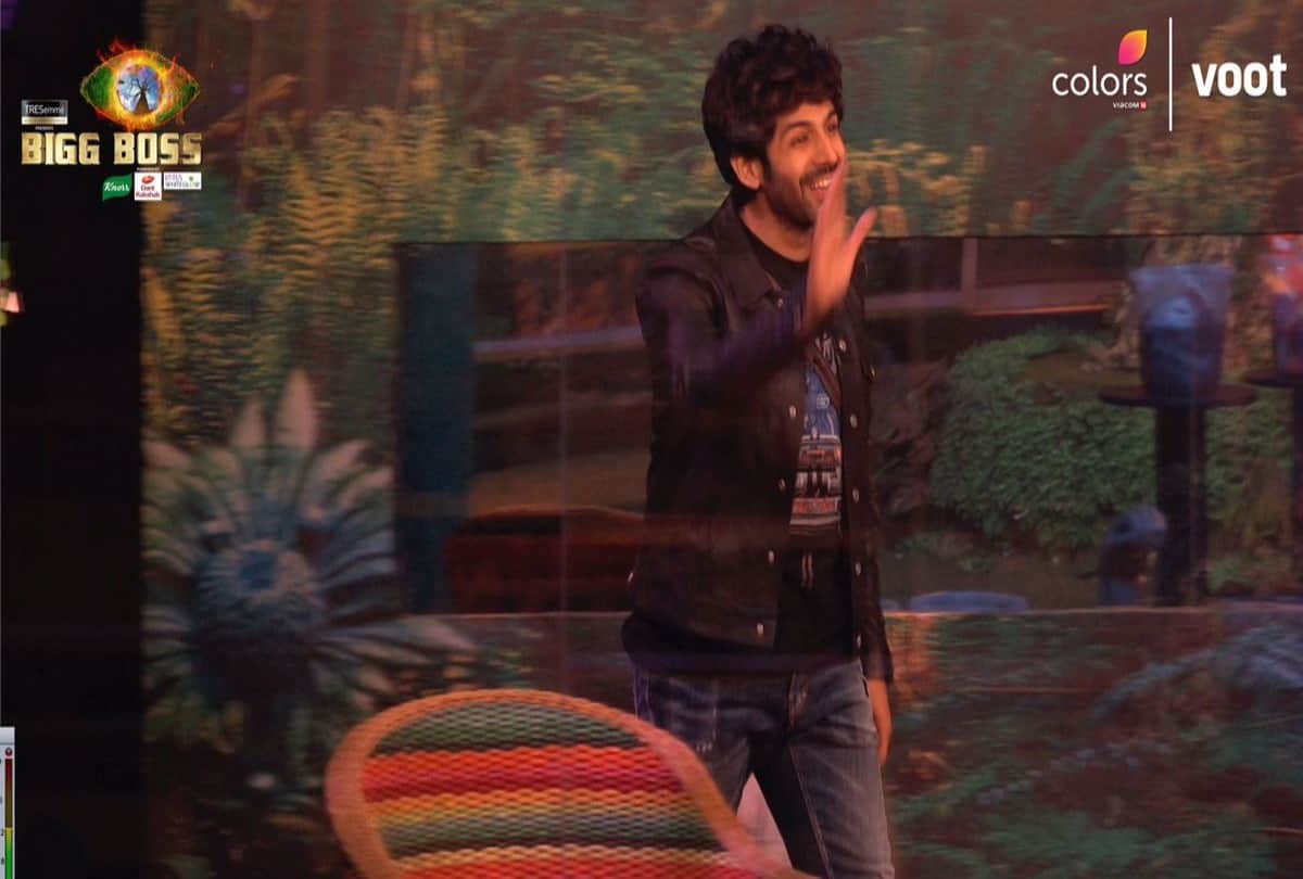 Bigg Boss 15: Kartik Aryan reached the show and became a reporter did live reporting of the house Salman Khan pulled up like this