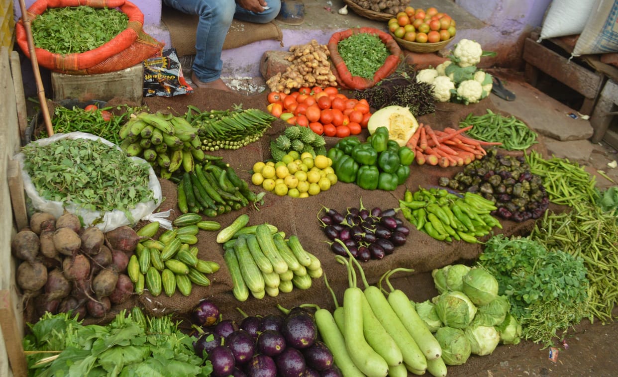 Hathras: Increased prices of potatoes, tomato also turned red due to inflation