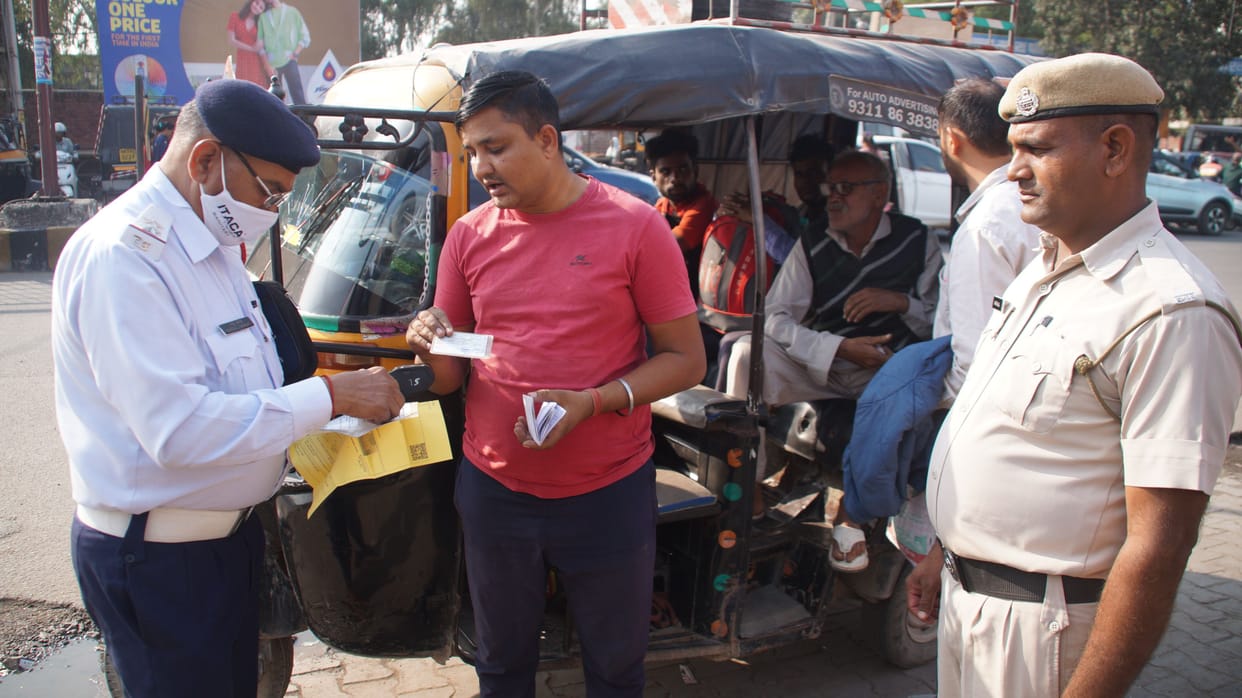 Challans of negligent 8 auto drivers, two seized