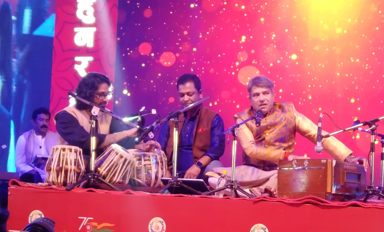 mathura'Shri Krishna Govind Hare Murari Hey Nath Narayan Vasudev'