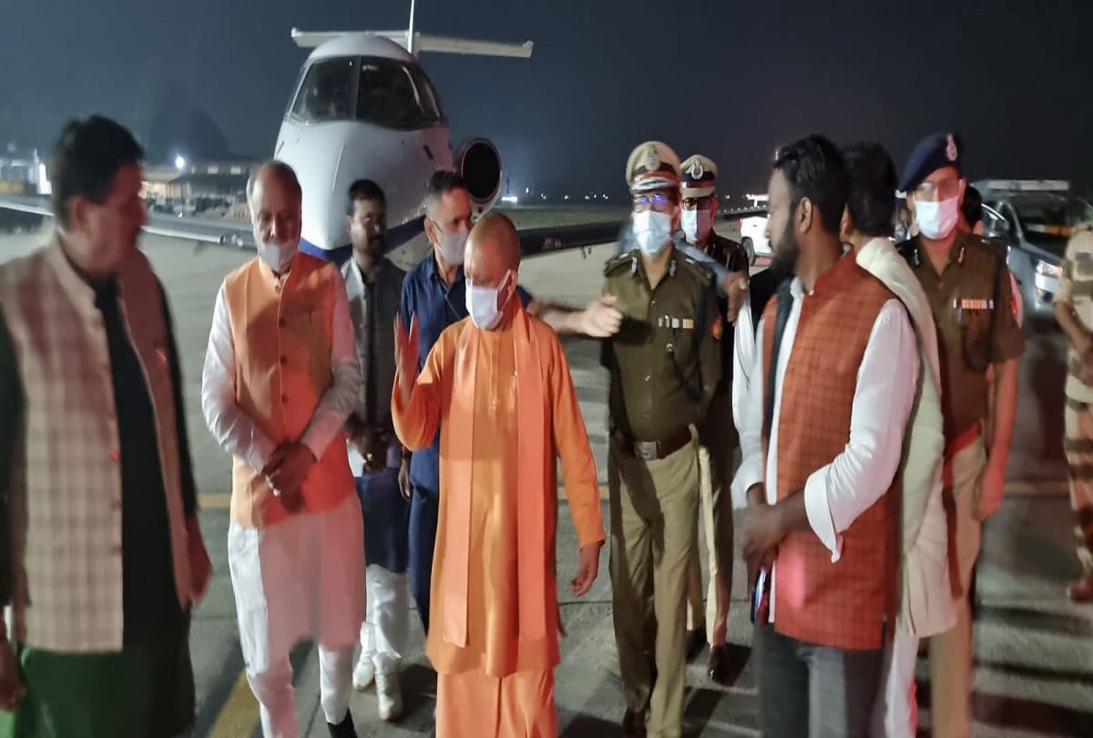 maa annapurna rath yatra cm yogi adityanath visit varanasi for welcome mata annpurna idol in kashi vishwanath temple