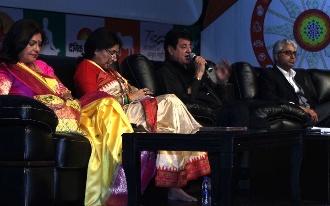 sanskriti sansad in varanasi Film actor Gajendra Chauhan said boycott those films who attack Hindu culture