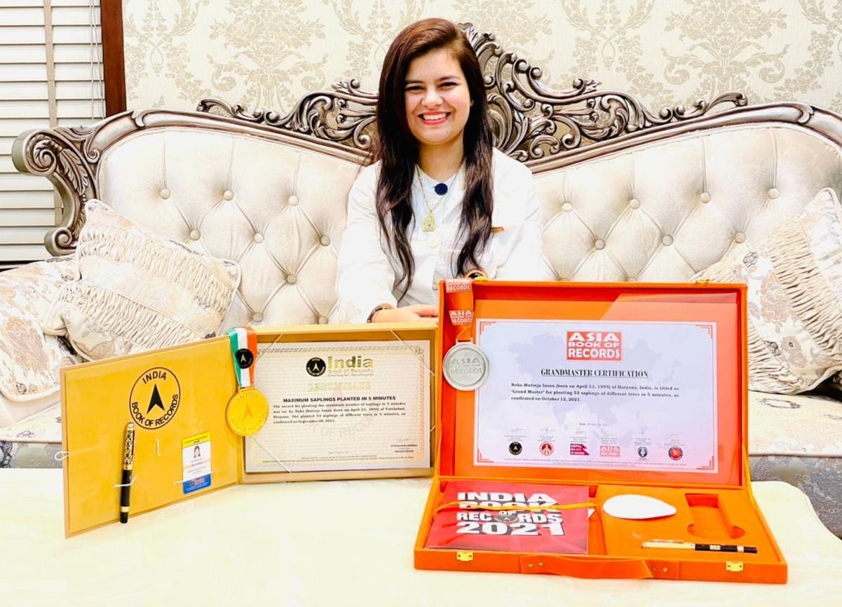 Neha Mutreja of Fatehabad got her name in India Book of Records and Asia Book of Records