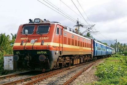 Delhi : ब्यास-रुद्रपुर के बीच चलेंगी दो विशेष ट्रेनें, तीर्थ यात्रियों को लेकर रामेश्वरम-मदुरै रवाना हुई रेल Delhi : Two special trains will run between Beas-Rudrapur