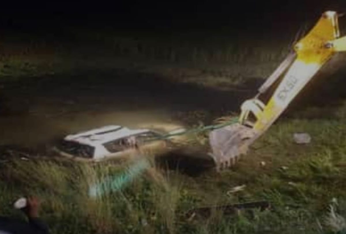 Big Accident in Nepal Four killed Indian car falls into gorge 20 feet below