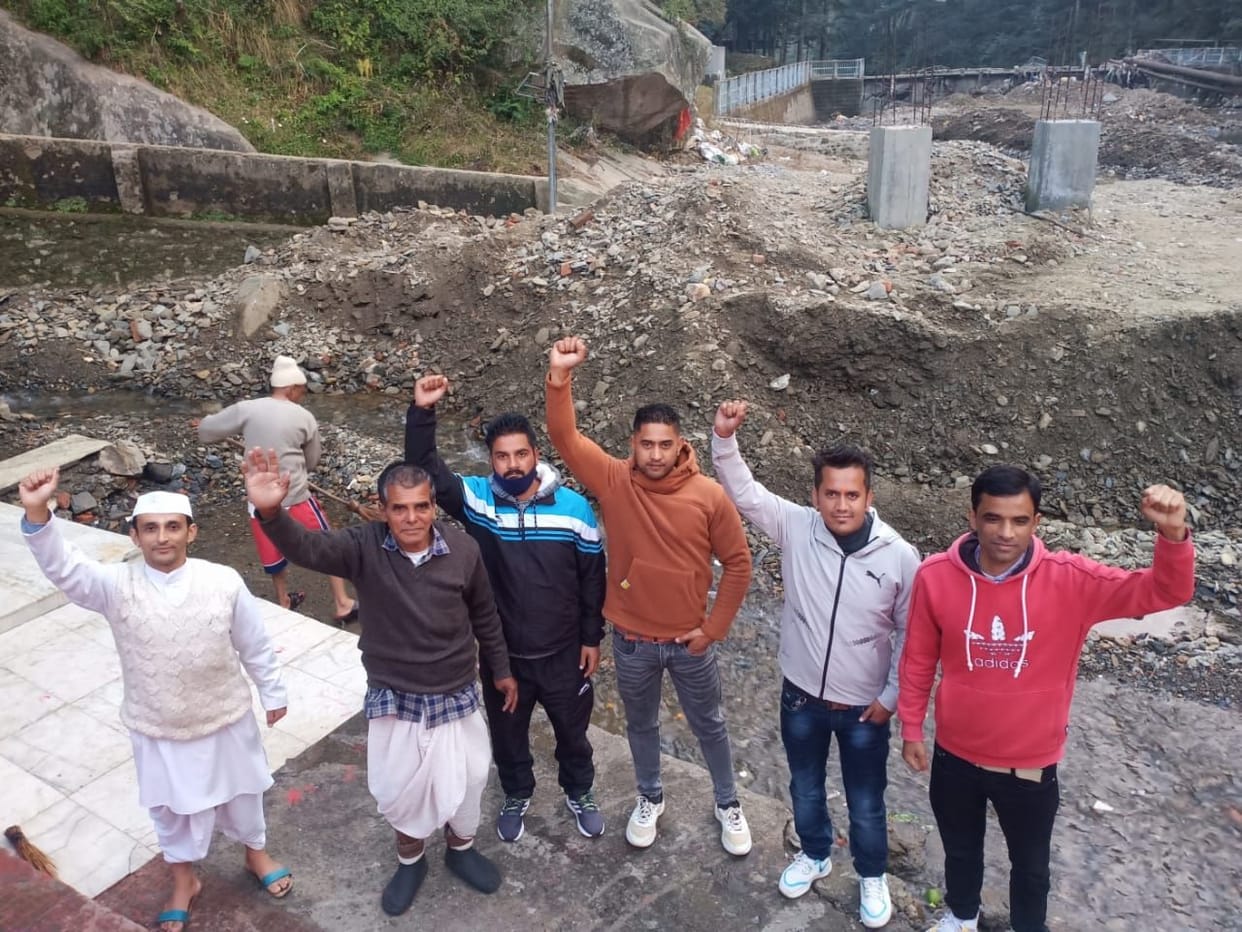 Protest  For Water Flowting in Risheshwar Temple