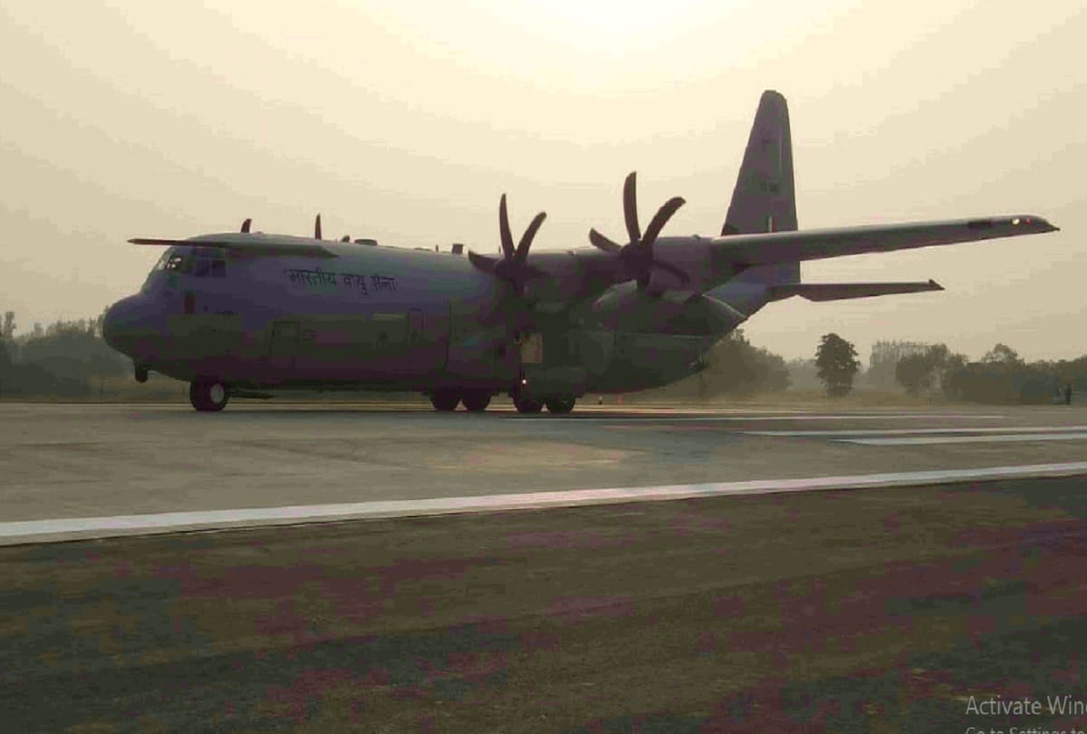 air force fighter jets landed on purvanchal expressway runway