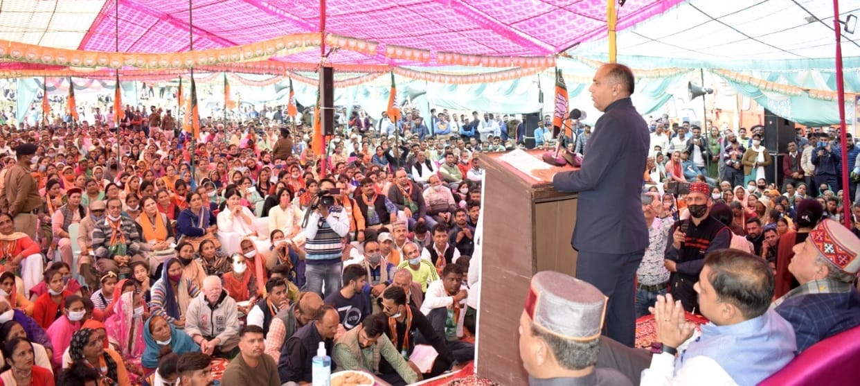 cm announces in sattiwala sirmaur  to  sub tehcil and chc in rampur  bharapur