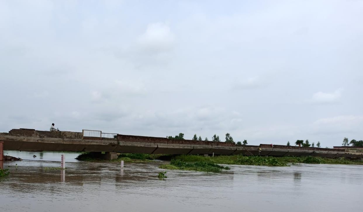 Sonali river bridge's boundary broken, there will be danger during the fair