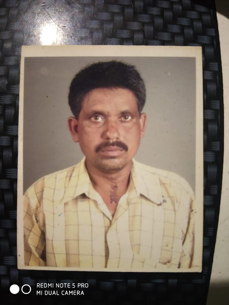 sucide by samosa seller