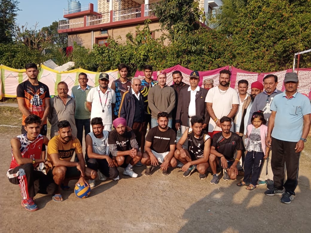 Pathankot defeated Jawali Lahdu in volleyball competition