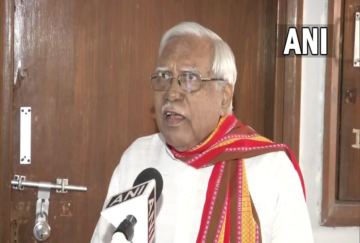 CPI(M) MP Hannan Mollah commented on Salman Khurshid, What Taliban is doing in other States, RSS doing same here