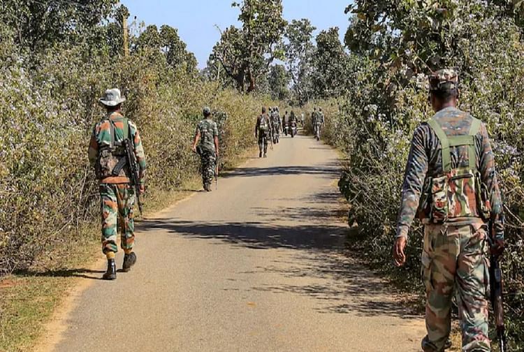 Sukma Encounter: सुकमा में सुरक्षा बलों के साथ मुठभेड़ में एक नक्सली ढेर, शव और हथियार बरामद