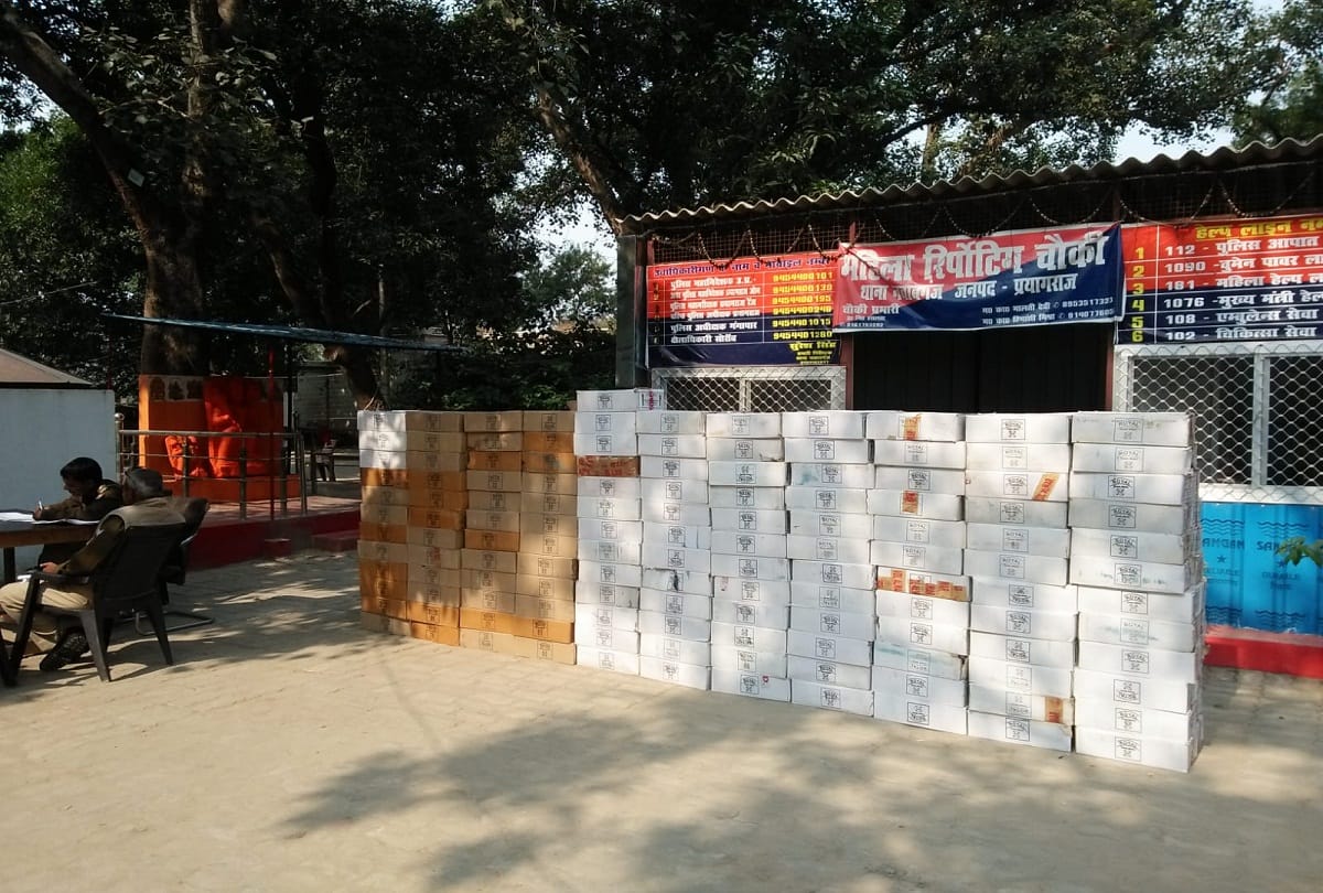 Prayagraj: Huge amount of illicit liquor recovered from truck, driver and cashier arrested
