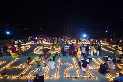 Devotthan Ekadashi: From Baluaghat to Sangam, the aura of the dazzling lamps