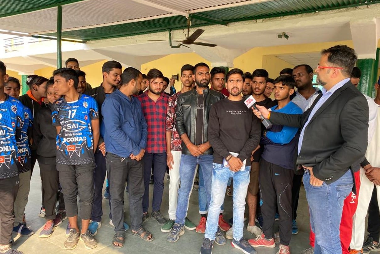 UP Assembly Election 2022 bareilly Live Debates and Discussions youth ki baat Coverage News Updates In Hindi