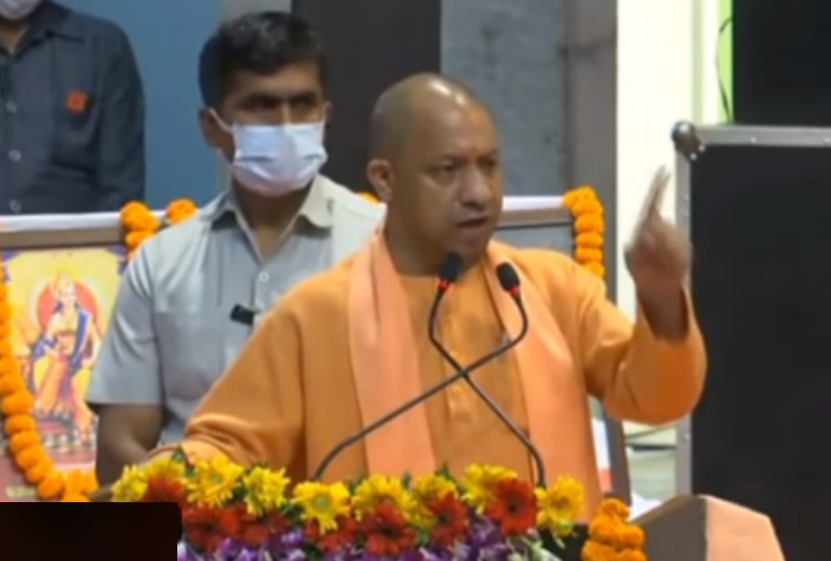 Bundelkhand Expressway should be made started till 31st, CM Yogi also gave instructions to install signage and boards