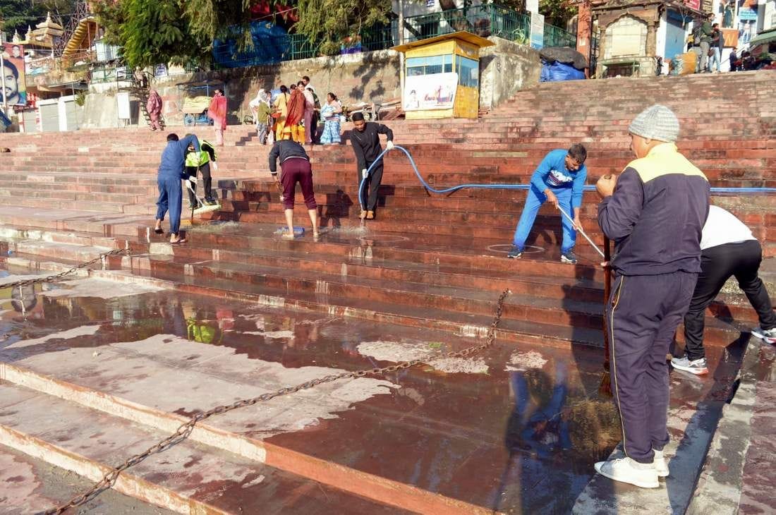 Cleanliness campaign launched on Ganga Ghats