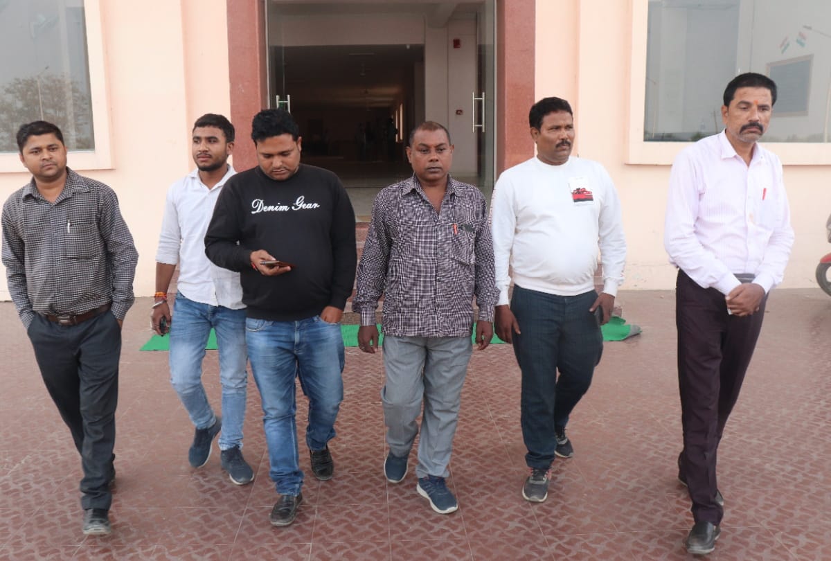 Manish murder case Interrogation of Ramgarhtal inspector and hotel waiter