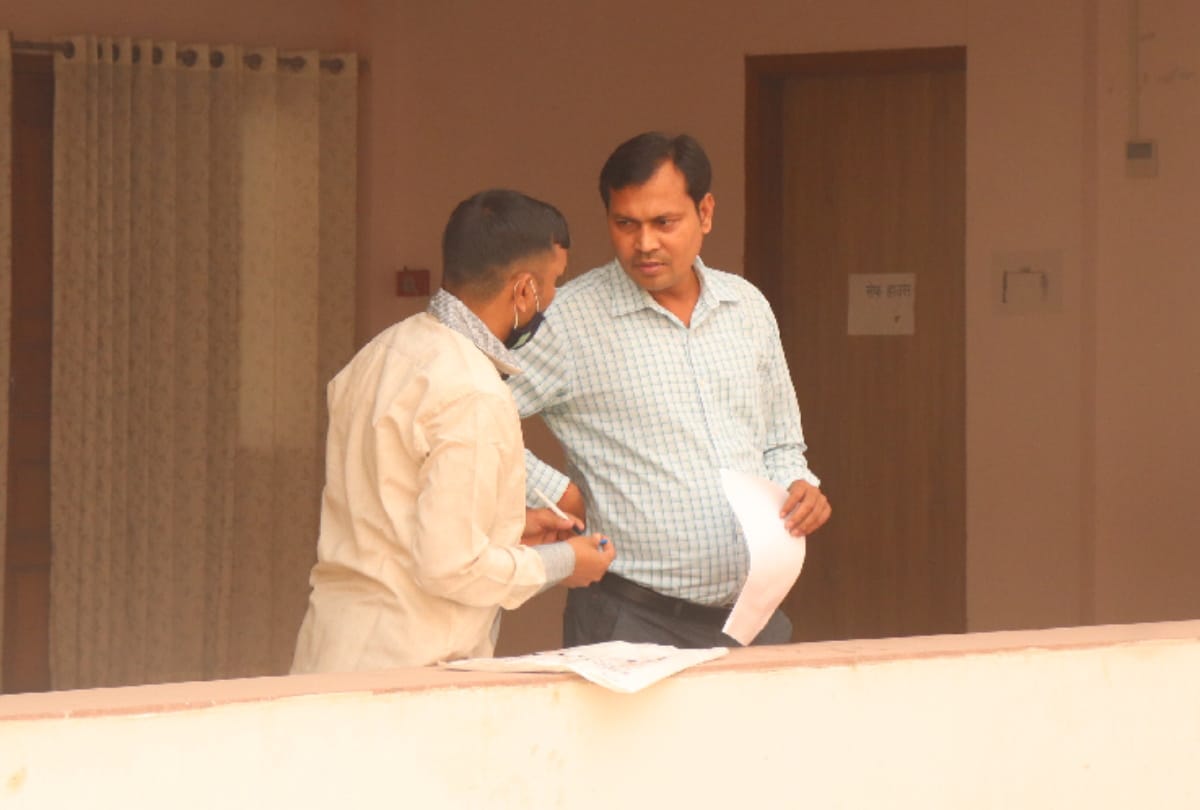 Manish murder case CBI questioned hotel owner for two hours