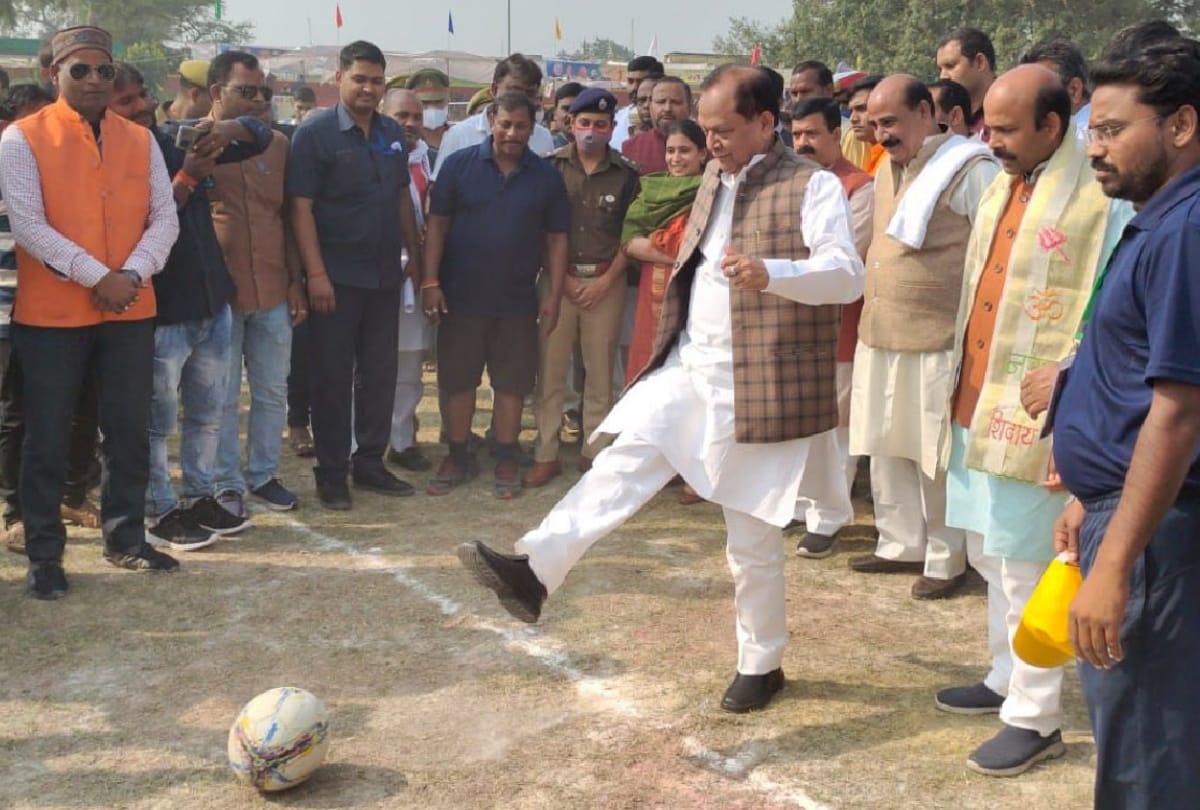 Minister in charge and National President of BJYM inaugurated competition