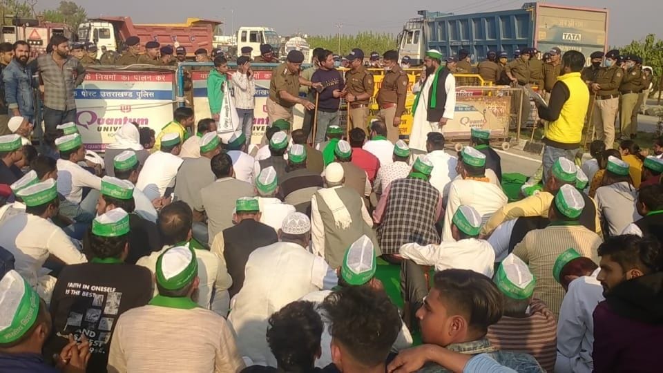 Farmers' uproar over sugarcane not being weighed