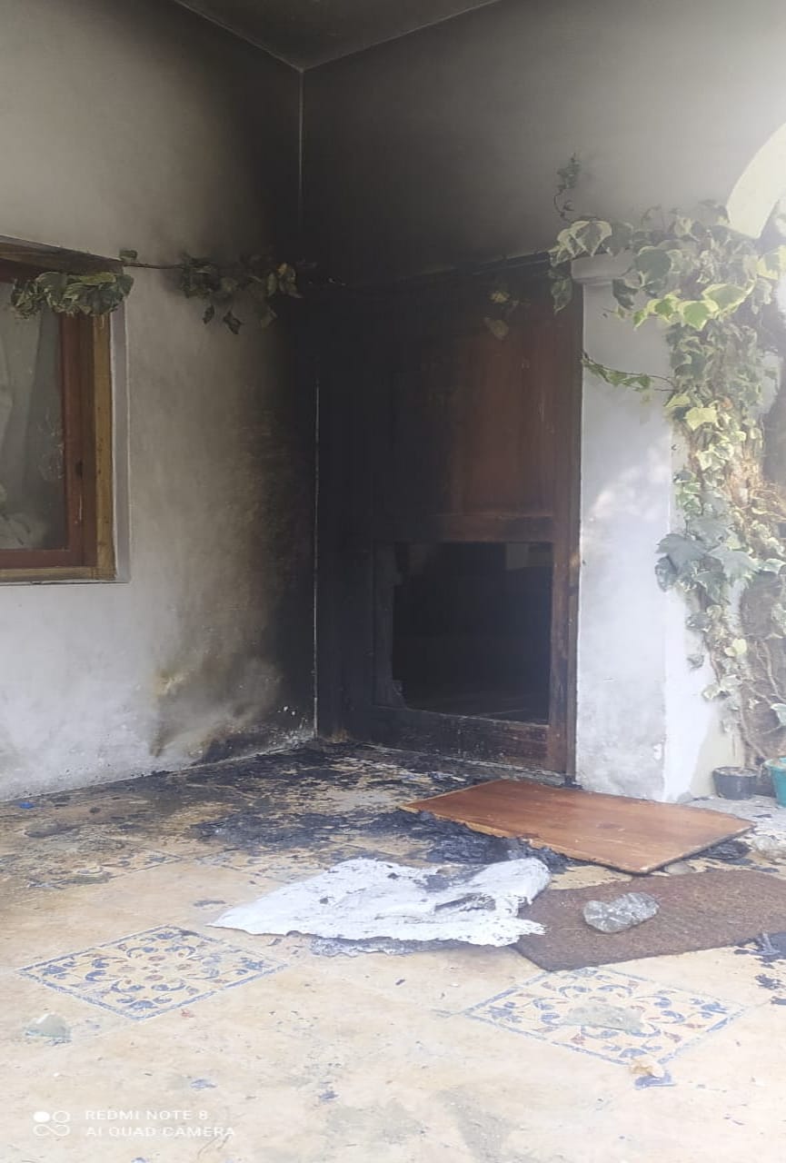 salman khurshid house caught fire by bajrang dal leader in nainital, see photos
