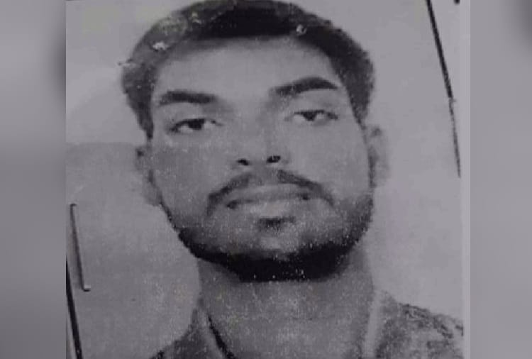 Dead Body of Young Man Found Hanging From Tree in Pinjore